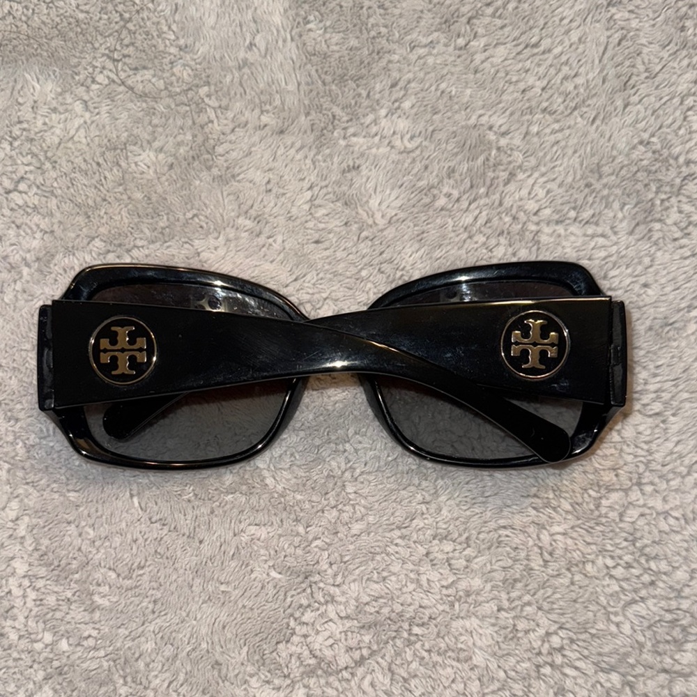 Tory Burch Black Sunglasses - Picture 1 of 5